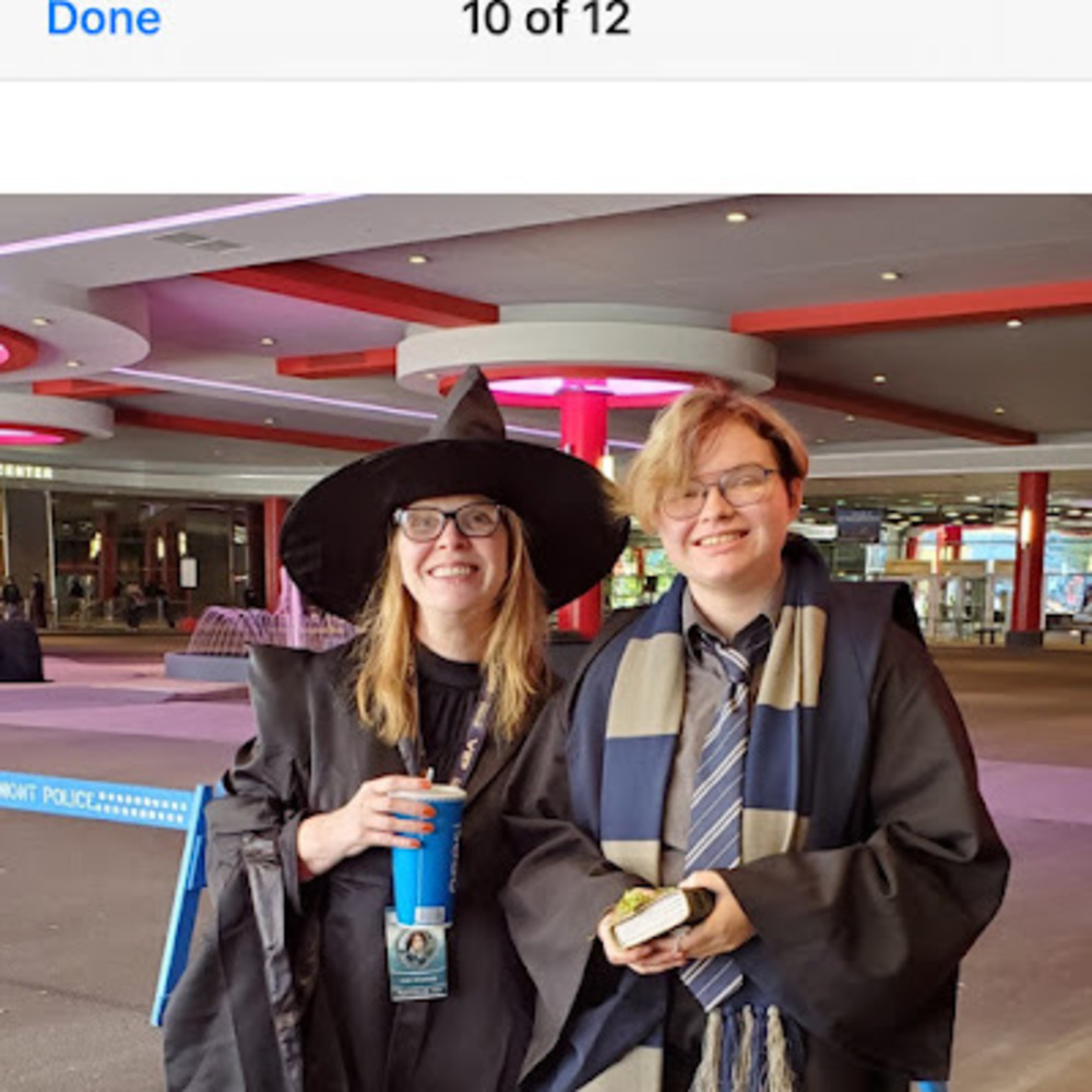 Meet your Posher, Laurie